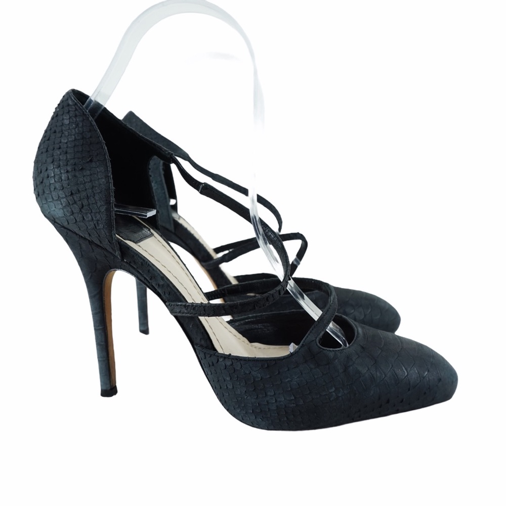 CHRISTIAN DIOR Leather Embossed Cross Front Pumps